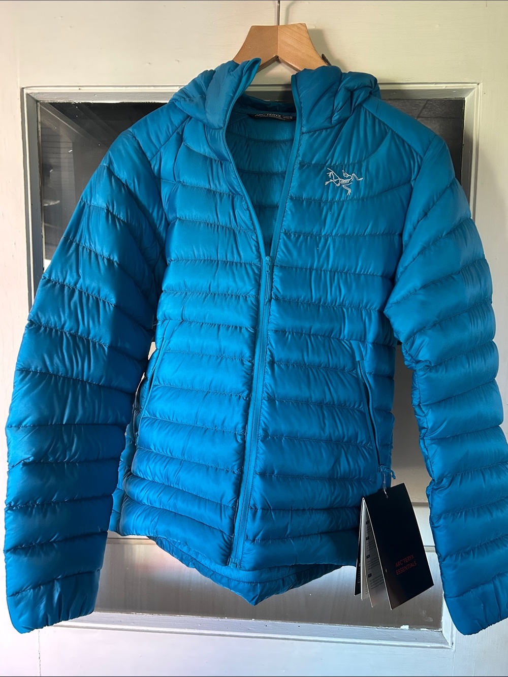 Arc'teryx Women's Cerium LT Hoody Baja NWT